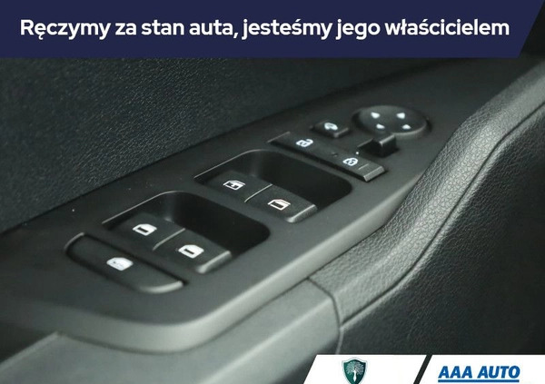 Kia Sportage cena 103001 przebieg: 45812, rok produkcji 2022 z Sucha Beskidzka małe 211